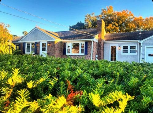 90 Pocahontas Drive, Warwick, RI, 02888 | Card Image