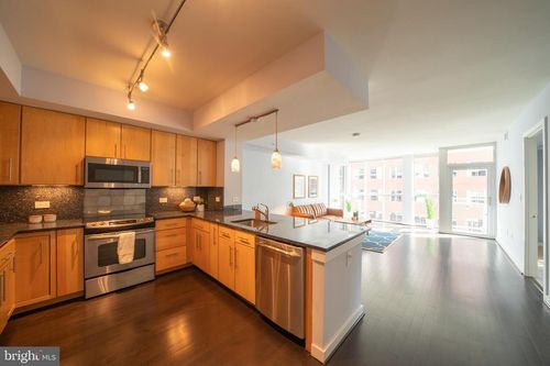 apt-611-1025 1st St Se, WASHINGTON, DC, 20003-5324 | Card Image