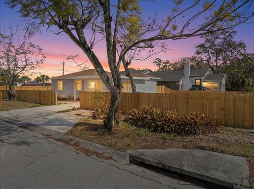 4659 9th Ave S, ST PETERSBURG, FL, 33711-1813 | Card Image