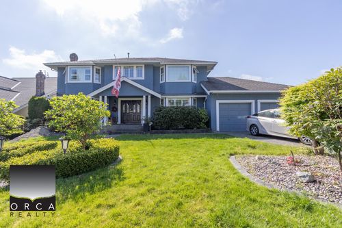 1864 Walnut Cres, Coquitlam, BC, V3J7T1 | Card Image
