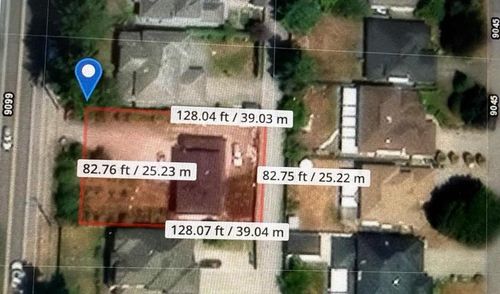 9032 156 St, Surrey, BC, V3R5Y8 | Card Image