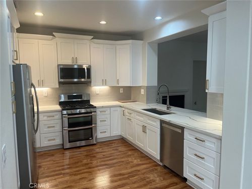 43 Bluff Cove Dr, Aliso Viejo, CA, 92656-8077 | Card Image