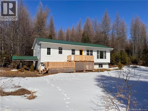 90 Weston Rd, Weston, NB, E7K1A2 | Card Image