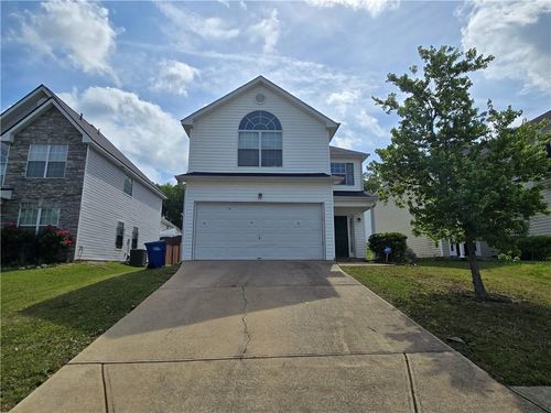 5636 One Lake Way, College Park, GA, 30349-8210 | Card Image