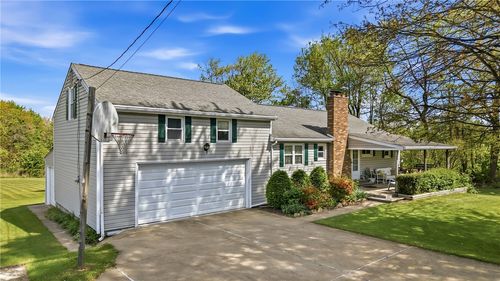 2818 Leesburg Volant Rd, Volant, PA, 16156-1510 | Card Image