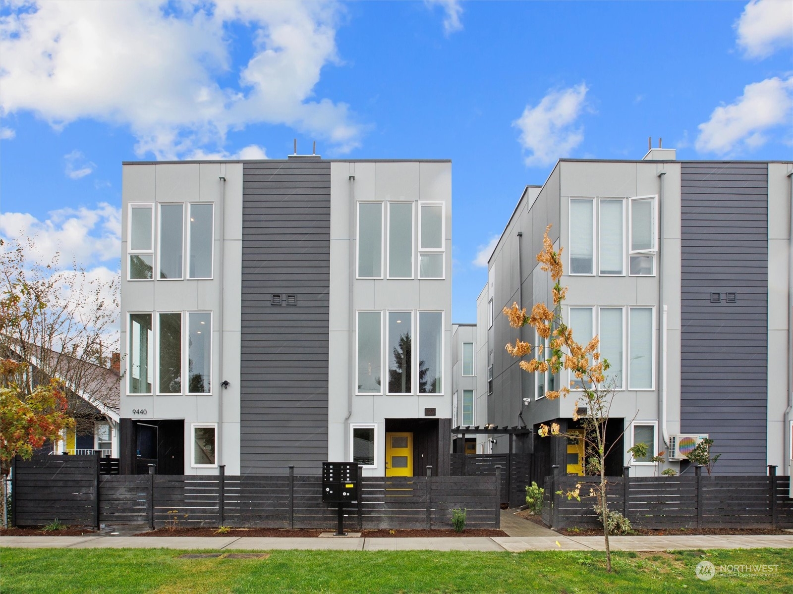 20th Ave, Seattle, WA 98106