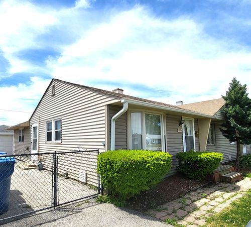 4119 89th Pl, Hometown, IL, 60456-1204 | Card Image