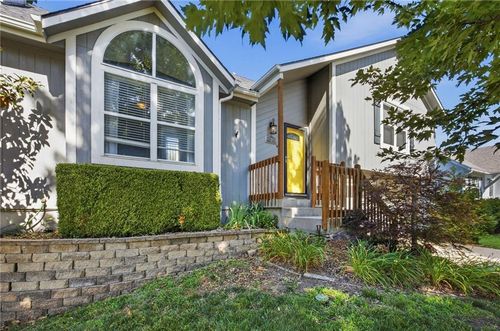 17210 S Walter St, Gardner, KS, 66030-9455 | Card Image