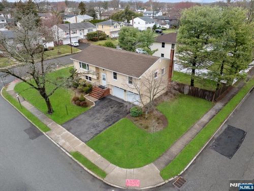 41-03 Ackerman Dr, Fair Lawn, NJ, 07410-5102 | Card Image