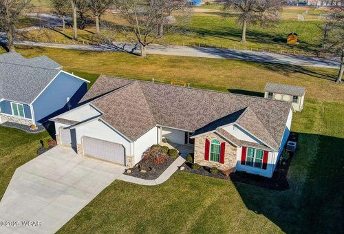 2564 Autumn Ridge Dr, Lima, OH, 45801-3174 | Card Image