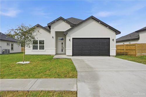 500 La Laguna Rd, Mission, TX, 78572-1306 | Card Image