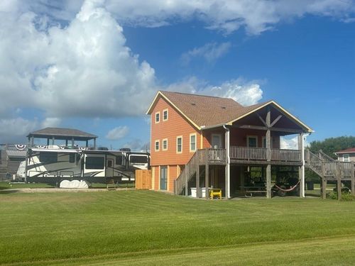 1998 Avenue B, Crystal Beach, TX, 77650 | Card Image