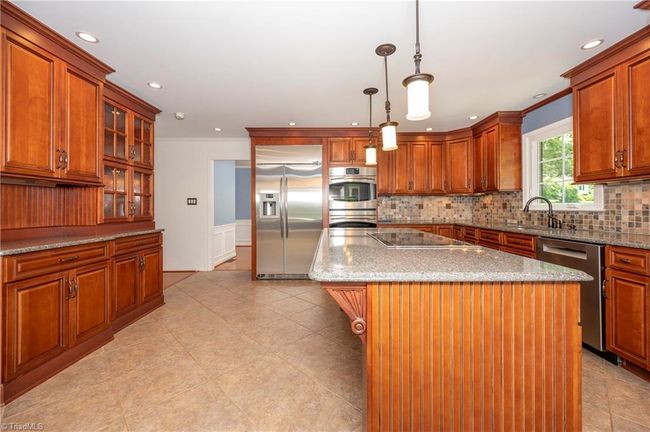 Gourmet Kitchen | Image 12