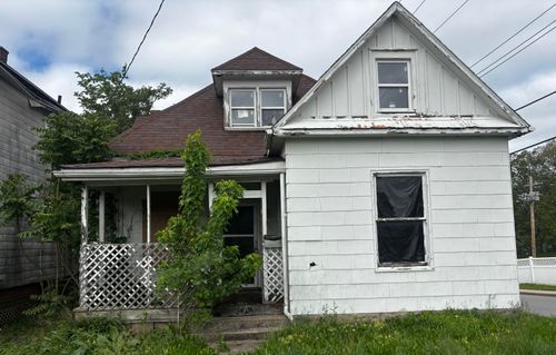201 Bedford St, MOBERLY, MO, 65270-1486 | Card Image