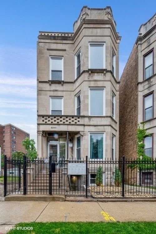 4f-4941 Champlain Ave, Chicago, IL, 60615-2552 | Card Image