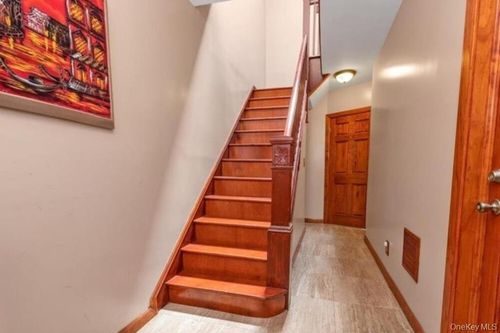 fl1-6146 56th St, Maspeth, NY, 11378-3530 | Card Image