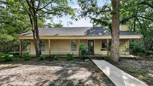 10551 Timberidge Drive, College Station, TX, 77845 | Card Image