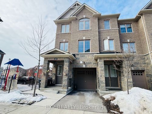 34 Faye St, Brampton, ON, L6P4M9 | Card Image