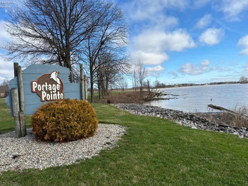 1276 S Grandview Dr, Oak Harbor, OH, 43449-9600 | Card Image