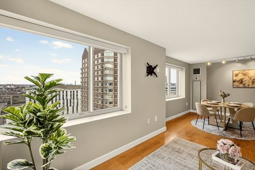 apt-1902-12-8-12 Museum Way, Cambridge, MA, 02141-1890 | Card Image