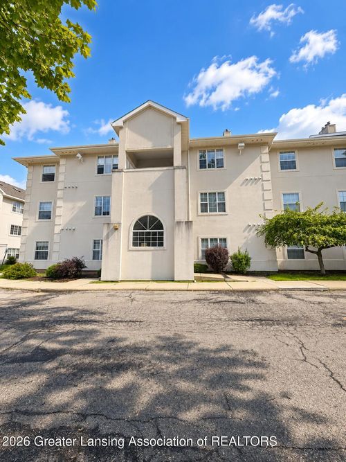 301-268 W Saginaw St, East Lansing, MI, 48823-2601 | Card Image
