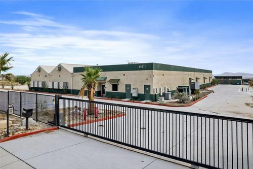 65311 San Jacinto St, Desert Hot Springs, CA, 92240-5017 | Card Image