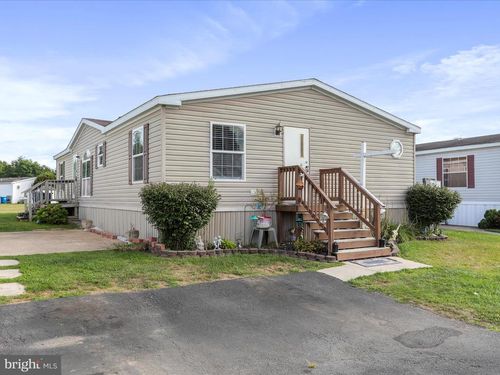 16810 Alcott Rd, HAGERSTOWN, MD, 21740-6982 | Card Image