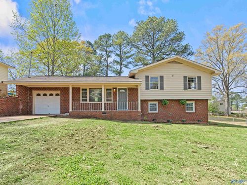 11402 Maplecrest Dr Se, Huntsville, AL, 35803-1519 | Card Image