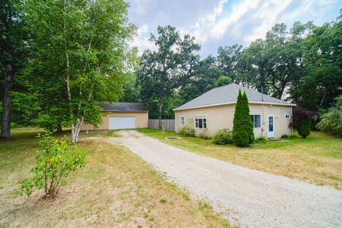 6719 E E 1st St Street, Branch Township, MI, 49402 | Card Image