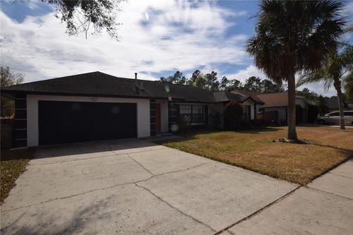 7748 Indian Ridge Trl S, KISSIMMEE, FL, 34747-1233 | Card Image