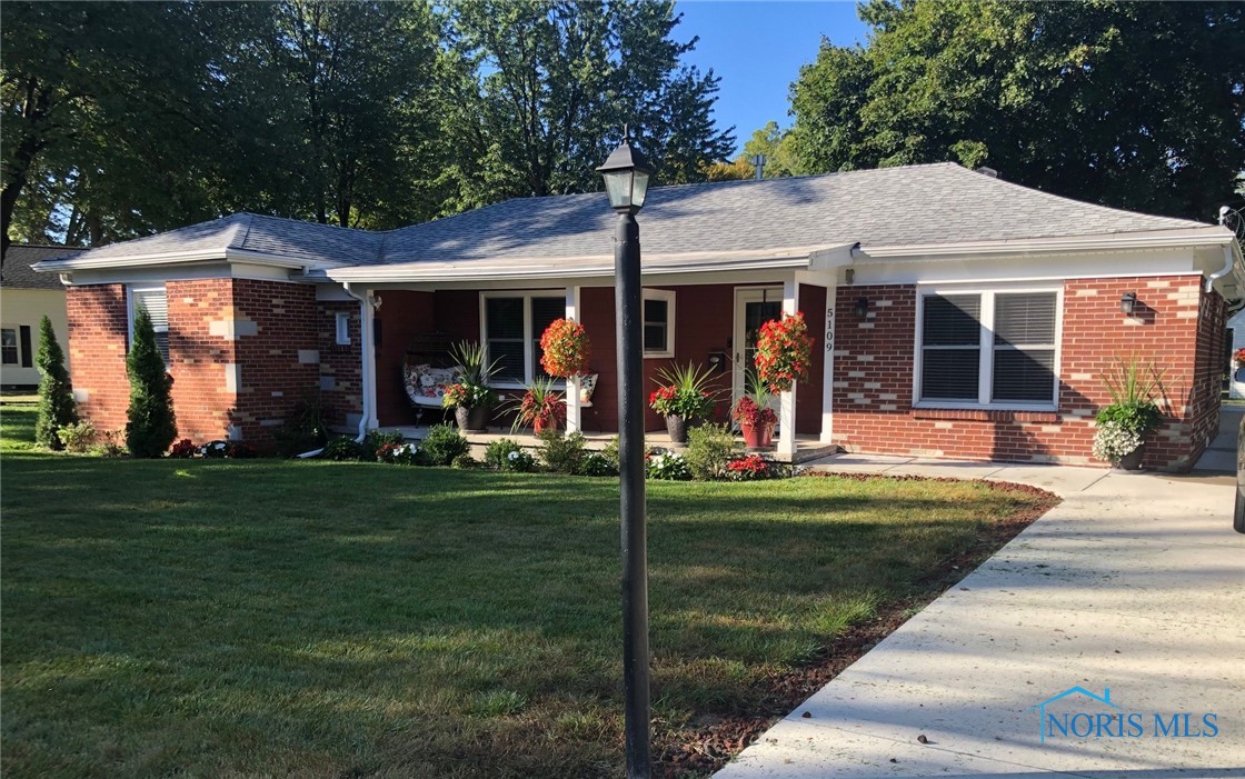 Allen St, Sylvania, OH 43560
