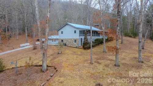 200 Mica Cir, Franklin, NC, 28734-9473 | Card Image