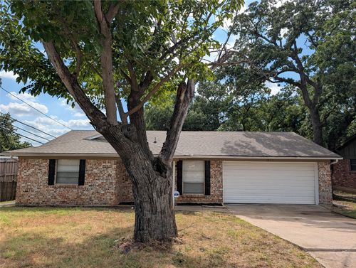 1820 Warren Lane, Fort Worth, TX, 76112 | Card Image