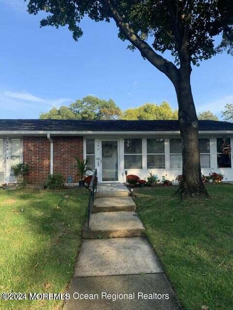 Buckingham Ct, Lakewood, NJ 08701