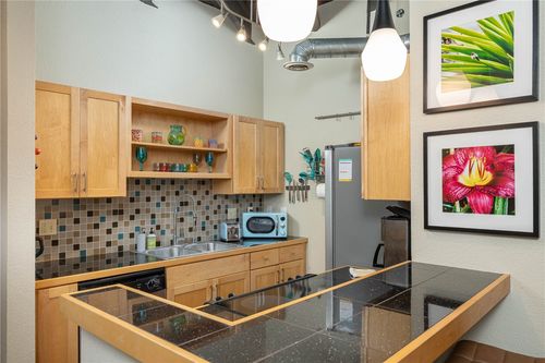 apt-107-313 E Lafayette St, Fayetteville, AR, 72701-4389 | Card Image