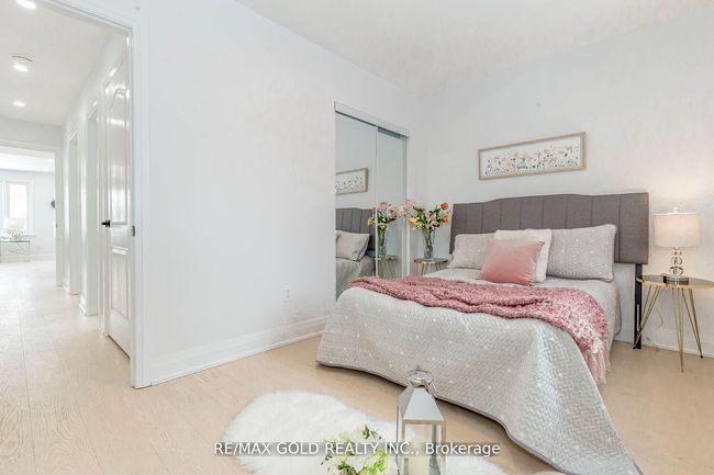 1362 Pharmacy Ave, House other with 5 bedrooms, 3 bathrooms and 3 parking in Scarborough ON | Image 14