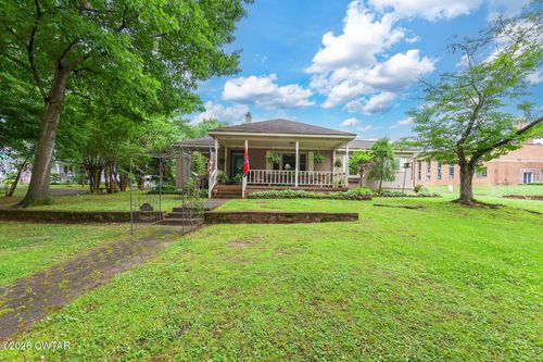 1002 S College St, Trenton, TN, 38382-3102 | Card Image