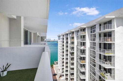 apt-1419-1200 West Ave, Miami Beach, FL, 33139-4324 | Card Image