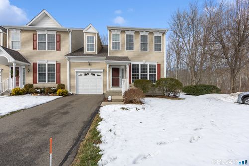 21-21 Fieldstone Ct, North Haven, CT, 06473-2888 | Card Image
