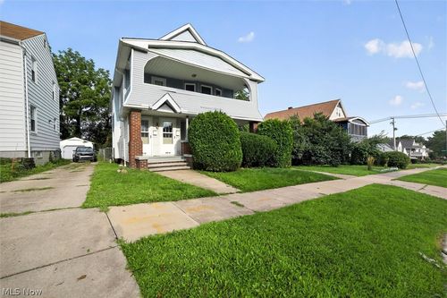 4916 E 90th Street, Garfield Heights, OH, 44125 | Card Image