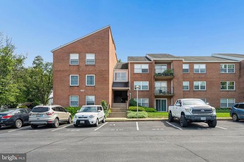 318-100 Chapel Ct, WALKERSVILLE, MD, 21793-7103 | Card Image