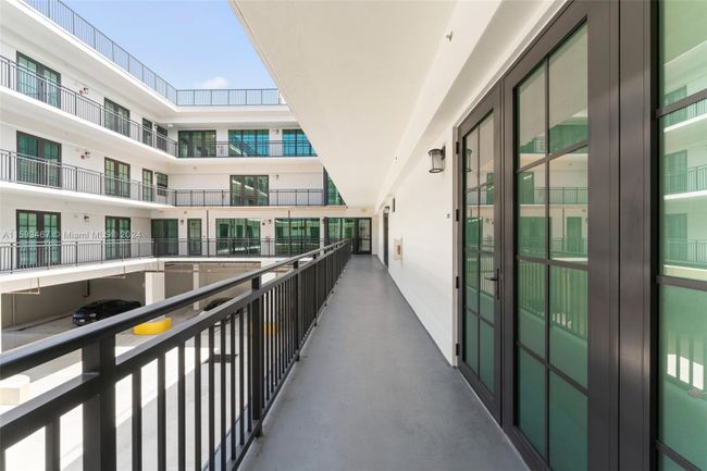 UNIT-202 - 4100 Sw 64 Th Ave, Condo with 2 bedrooms, 2 bathrooms and null parking in Davie FL | Image 21