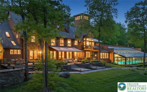 310 Hunters Farm Rd, Henryville, PA, 18332-7130 | Card Image