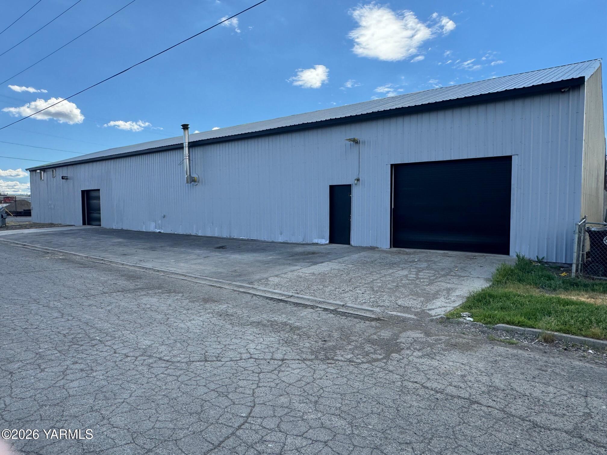 Commercial Sale in Toppenish