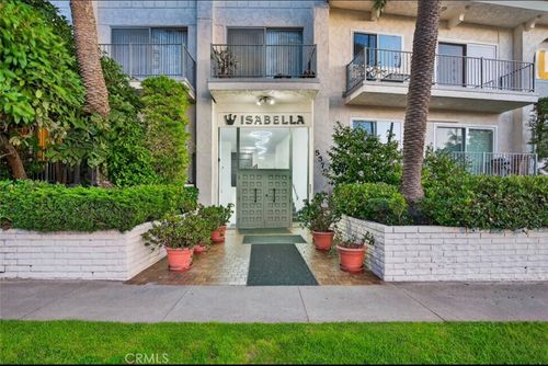 209-5376 W Fairview Blvd, Inglewood, CA, 90302-1113 | Card Image
