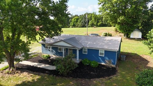 925 Reges Rd, Irvine, KY, 40336-8881 | Card Image