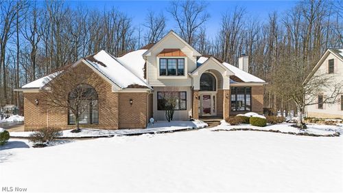 11148 Hempstead Ln, North Royalton, OH, 44133-2975 | Card Image