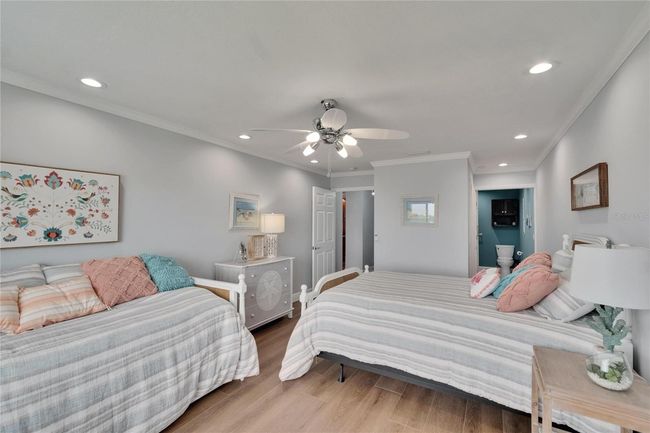 APT-510A - 100 Bluff View Dr, Condo with 2 bedrooms, 2 bathrooms and null parking in BELLEAIR BLUFFS FL | Image 34