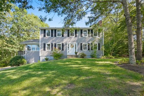 14 Longview Ave, Webster, MA, 01570-3422 | Card Image