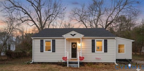 24902 River Rd, North Dinwiddie, VA, 23803-8332 | Card Image
